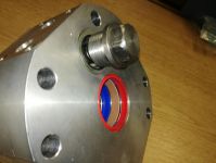 Hlava hydraulickeho valce č.1 a 2 vč. tesneni a ventilu Hlava hydraulickeho valce č.1 a 2 vč. tesneni a ventilu
